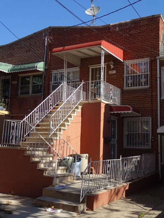 Exquisite Guesthouse New York City Exterior photo